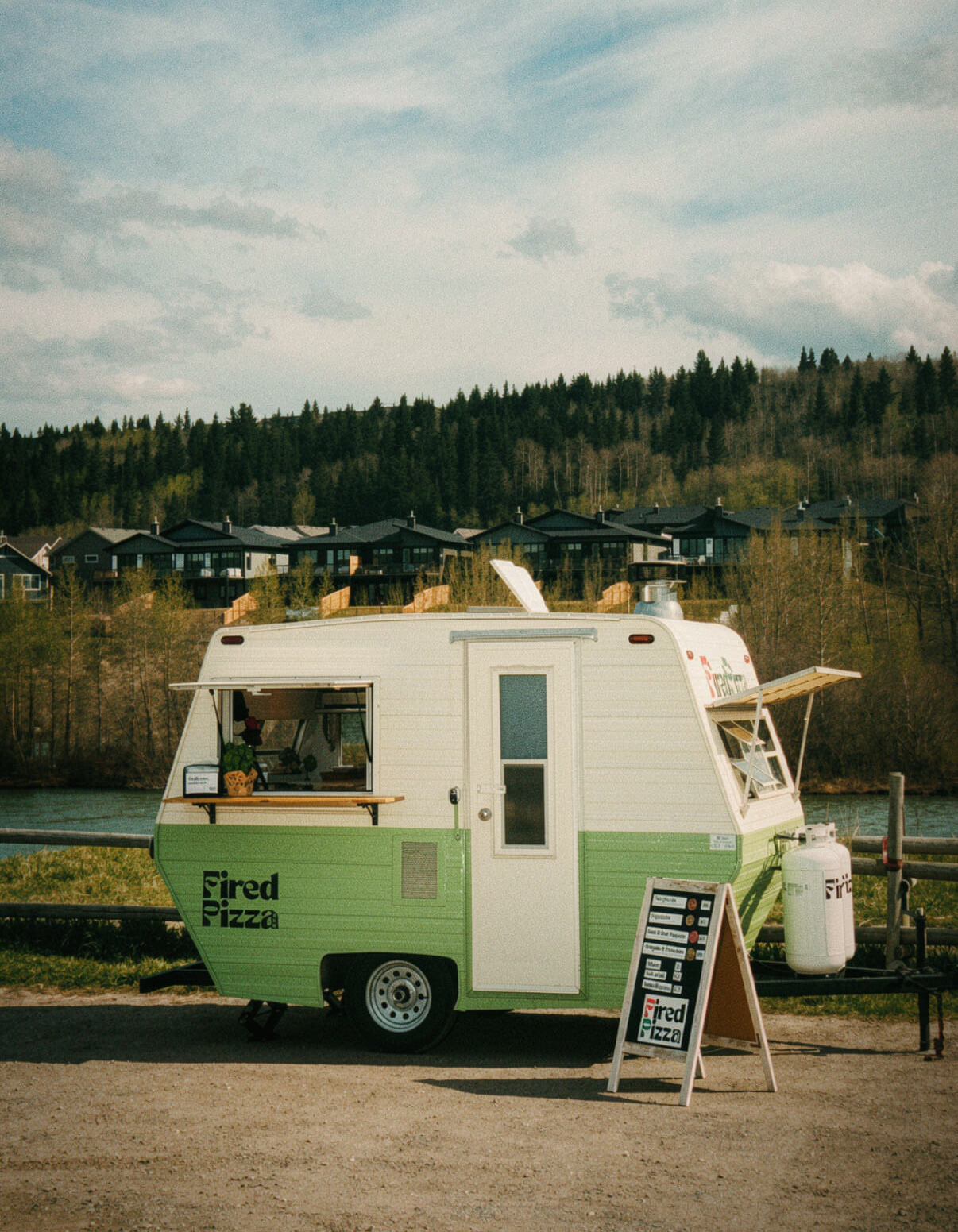 FiredPizza600 Trailer